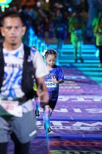 BIB: 4604
                            <button type="button" onclick="openModal(26224071)" class="btn btn-primary btn-sm float-right btn-popup" data-toggle="modal" data-target=".modal-high-quality">
                        <i class="fas fa-shopping-cart"></i> Add to Cart
                    </button>
                                            <button type="button" onclick="isThisMe(26224071, true)" class="btn btn-success btn-sm float-right btn-popup btn-isme hidden" data-toggle="tooltip" data-placement="bottom" title="นี่คือรูปของคุณใช่ไหม คลิกที่นี่เพื่อเอาเข้าอัลบั้ม">
                        <i class="fas fa-plus"></i> Add to album
                    </button>
                    <button type="button" onclick="isThisMe(26224071, false)" class="btn btn-warning btn-sm float-right btn-popup btn-isnotme hidden">
                        <i class="fas fa-ban"></i> Remove from album
                    </button>